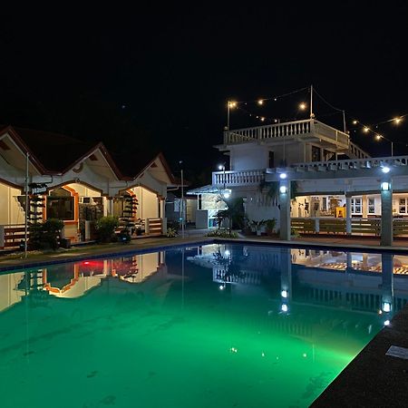 Cris Del Mar Resort Bolinao Esterno foto