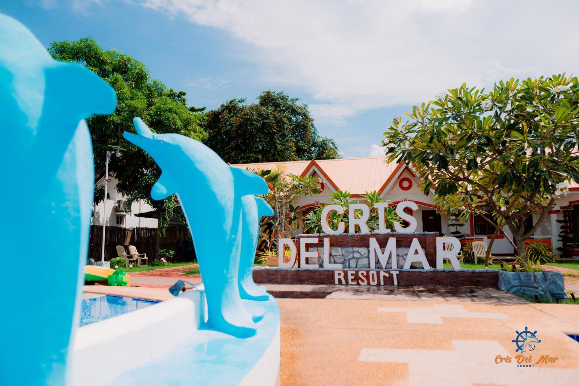 Cris Del Mar Resort Bolinao Esterno foto